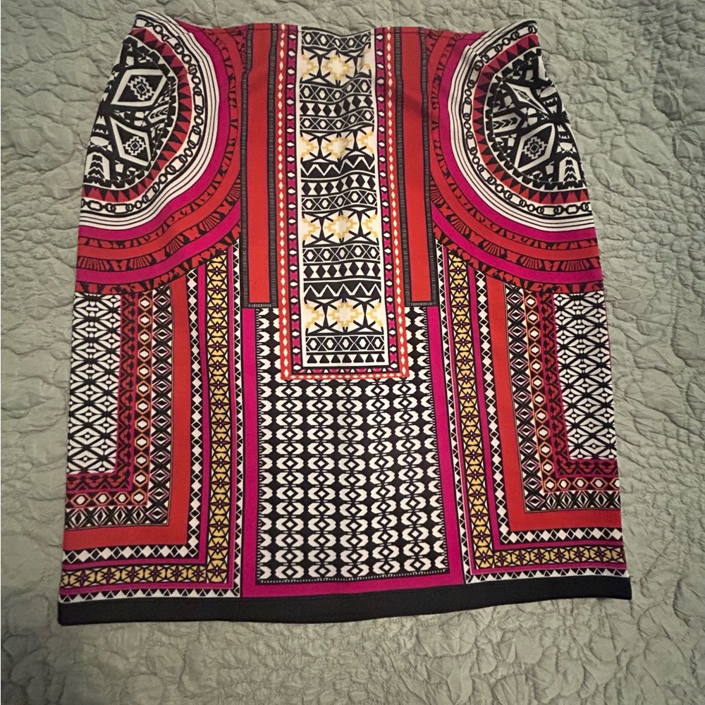 Sharagano Multicolor Geometric Skirt